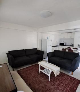 Suva House | Hotel Mead Road
