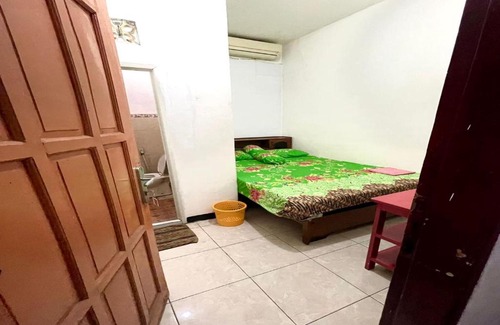 Waru Hotel | Hotel Medaeng
