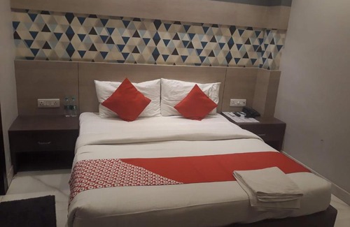 Charbagh Hotel | Hotel MEGHA INN
