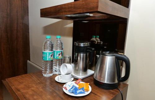 Kota Hotel | HOTEL MENAAL RESIDENCY