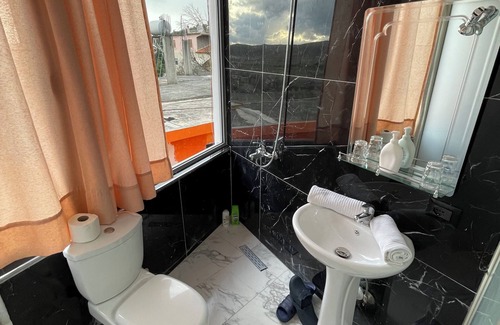 Mbrostar-Urë Hotel | Hotel "Mete"