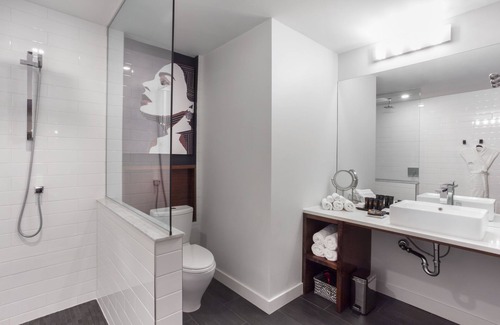 Downtown London Hotel | Hotel Metro