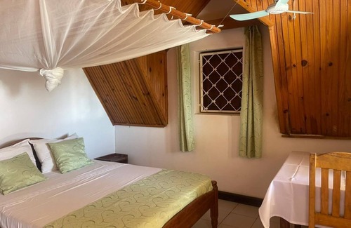 Berenty Private Reserve Hotel | Hotel Mira d'Or amboaboaky toliara