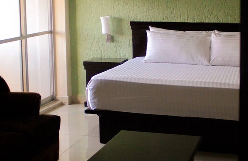 La Piedad Hotel | Hotel Mirage