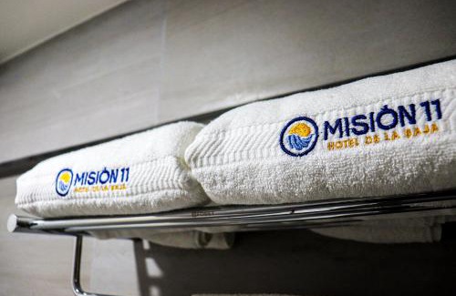 Avenida Revolucion Hotel | HOTEL MISION 11