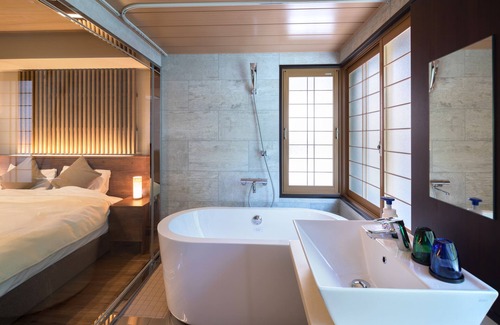 Hatsukaichi Hotel | Hotel Miyajima Villa