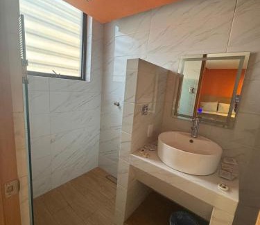 Villa de Guadalupe Hotel | Hotel Moctezuma La Villa
