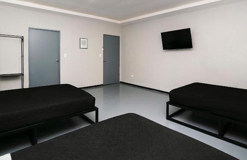 Monterrey Centro Apartment | Hotel moderno en el corazón de monterrey 6/ pax F