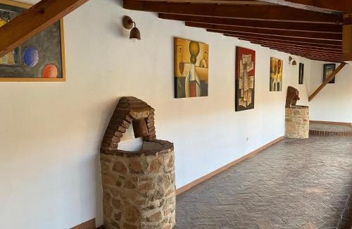 Almendral Hotel | Hotel Monasterio de Rocamador