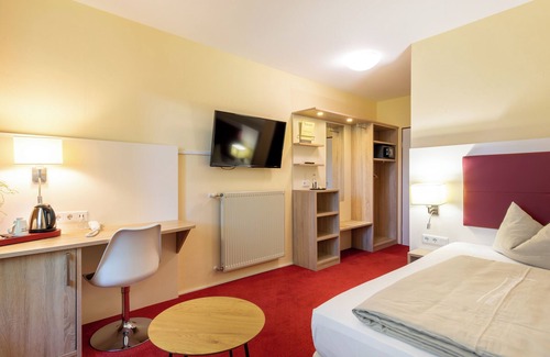 Rhoden Hotel | Hotel Montana Diemelstadt