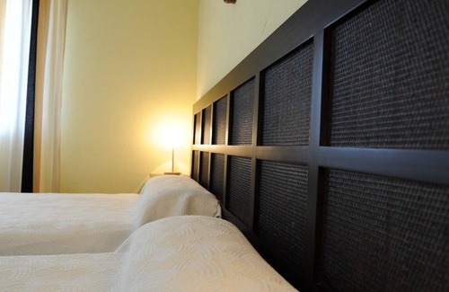 Valverde del Camino Hotel | Hotel Montearoma