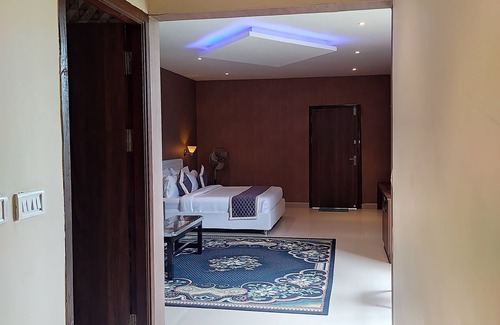 Vadanemelli Hotel | Hotel Montecarlo