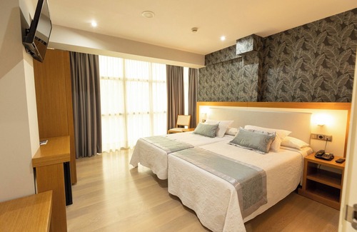 Torrelavega Hotel | Hotel Montedobra