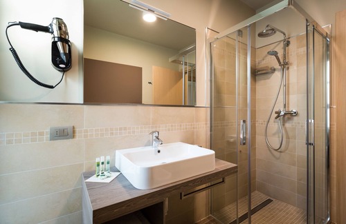 Bistagno Hotel | Hotel Monteverde