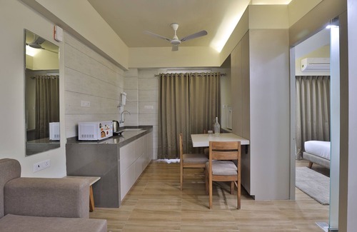 Vadodara Hotel | hotel monville