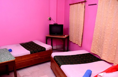 Goalpara Bed & Breakfast | Hotel Moon Moon