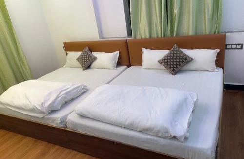 Sehore Hotel | Hotel Moonlight & Restaurant