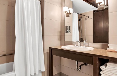 Boucherville Hotel | Hotel Mortagne