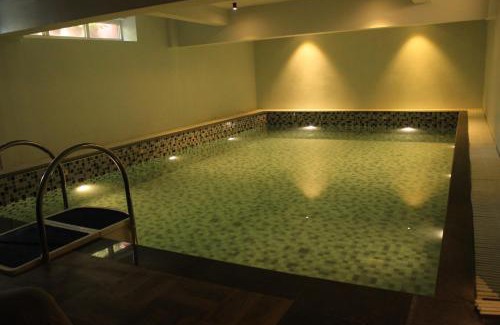 Mount Abu Hotel | Hotel Mount Regency by SAH