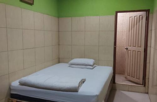 Kendari Hotel | Hotel Mulia Kendari Mitra RedDoorz