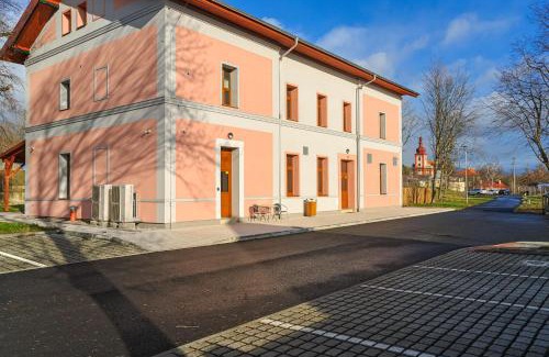 Horni Jiretin Hotel | Hotel Nádraží