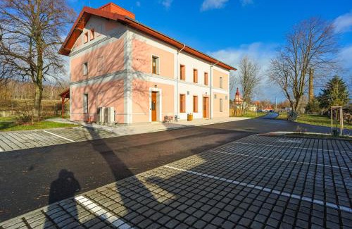 Horni Jiretin Hotel | Hotel Nádraží