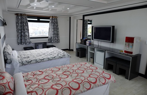 Chungmu Hotel | Hotel Napoli