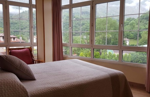 Arenas de Cabrales Hotel | Hotel Naranjo De Bulnes
