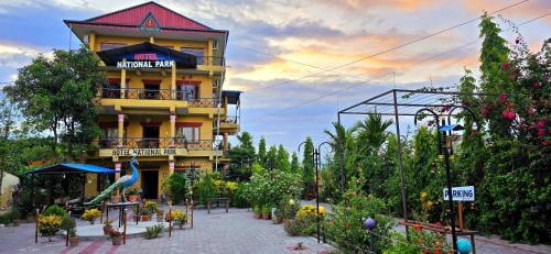 Sauraha House | Hotel National Park- A peaceful Family home where you can stay Peace and Enjoy and Organize the wildlife Safari