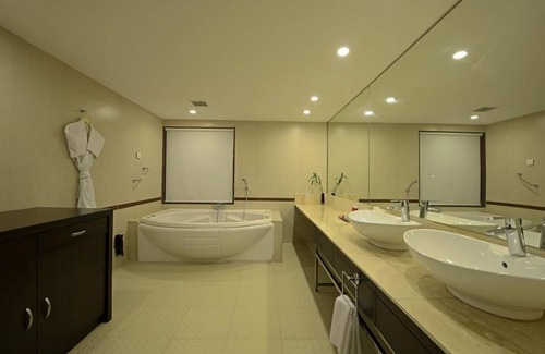 Hubli Hotel | Hotel Naveen