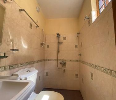 Bettiah Hotel | Hotel Neelkant Bhawan