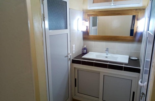 Ziguinchor Hotel | Hotel Nema Kadior
