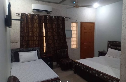 Lahore Hotel | Hotel New Garden