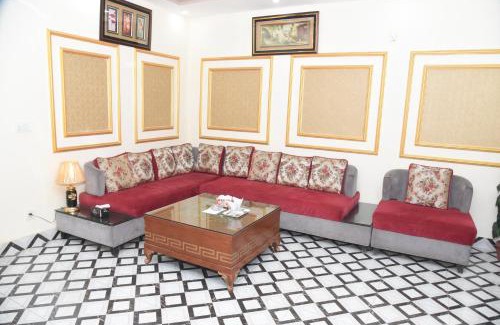 Johar Town Hotel | Hotel New Royal Johar Town
