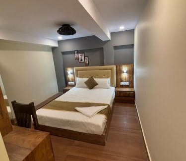 Goregaon West Hotel | Hotel New Zara Grand