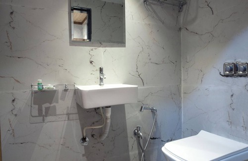 Goregaon West Hotel | Hotel Nexus Inn