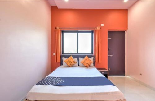 Daulatabad Hotel | Hotel Nisarg Lodging And Restaurant
