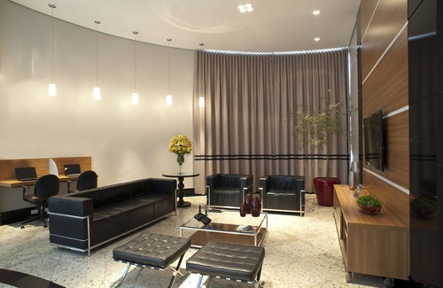 Americana Hotel | Hotel Nohotel Premium Americana