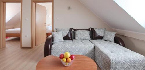 Novi Banovci Hotel | Hotel Novella Uno