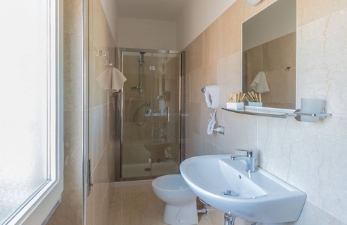 Gozzano Hotel | Hotel Nuova Italia