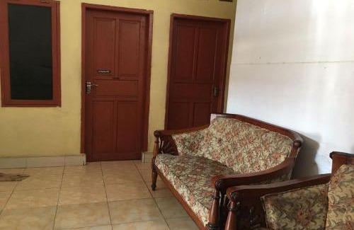 Sungguminasa Hotel | Hotel O Anda Kost 2 Near Lapangan Syech Yusuf Discovery