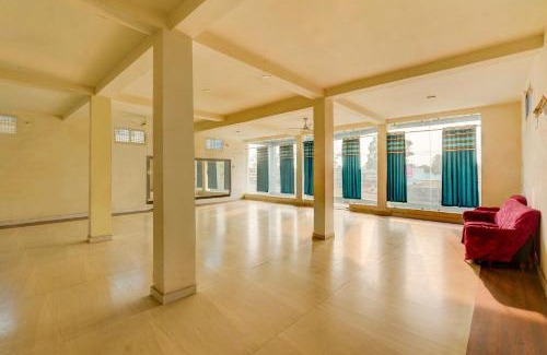 Baghmara Hotel | Hotel O CM PLAZA