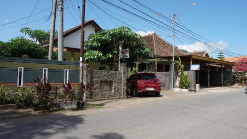 Sumberagung Hotel | Hotel O Coconut Island Homestay & ResortNearPantai Pulau Merah