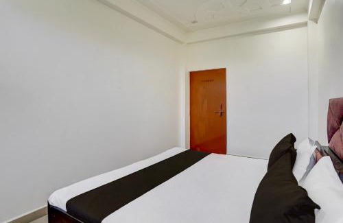 Aligarh Hotel | Hotel O Crystal Crown