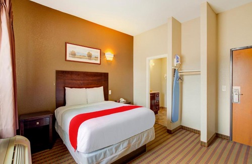 Dilley Hotel | Hotel O Dilley Main St TX