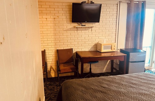 Burton Hotel | Hotel O East Hemphill Burton/Flint