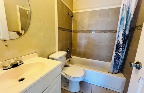 Burton Hotel | Hotel O East Hemphill Burton/Flint