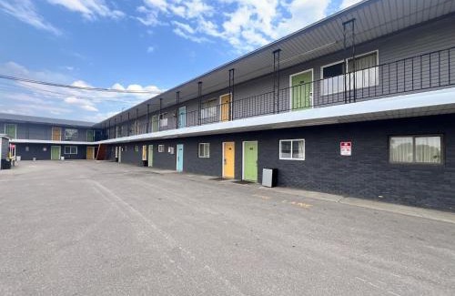 Burton Hotel | Hotel O East Hemphill Burton-Flint