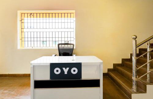 Maduravoyal Hotel | Hotel O Eswar Guest House