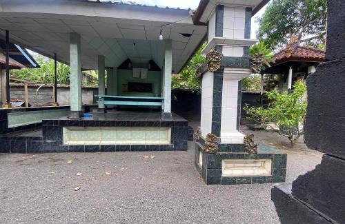 Kecamatan Pringgarata Hotel | Hotel O Gians Homestay Near SMKN 2 Kuripan